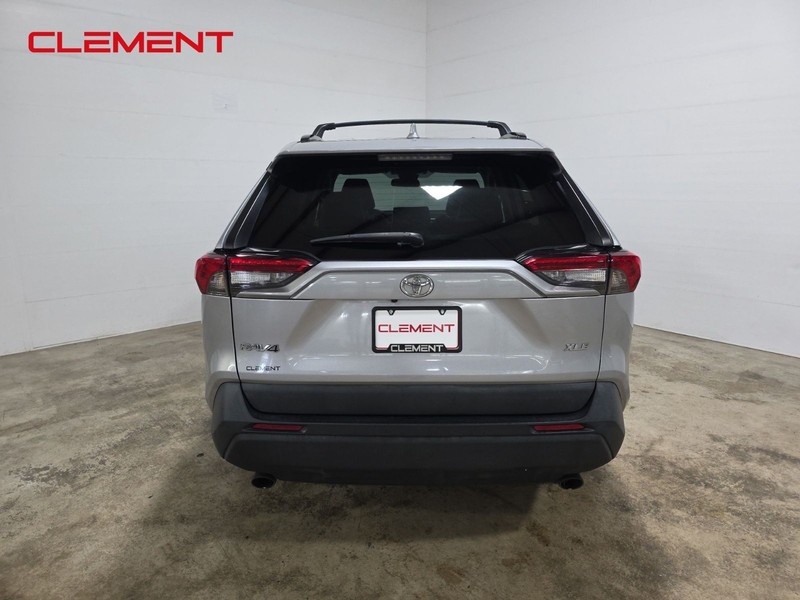 Toyota RAV4 Vehicle Image 07
