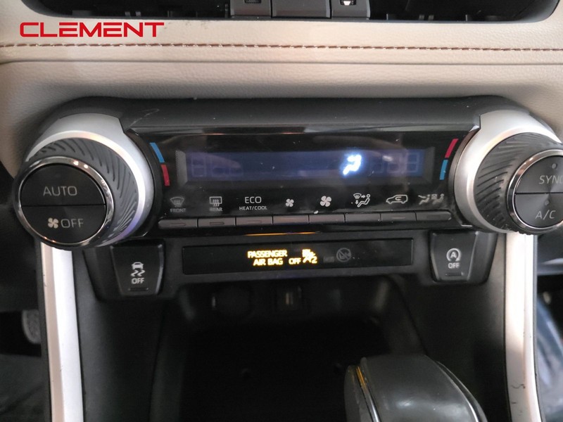 Toyota RAV4 Vehicle Image 20