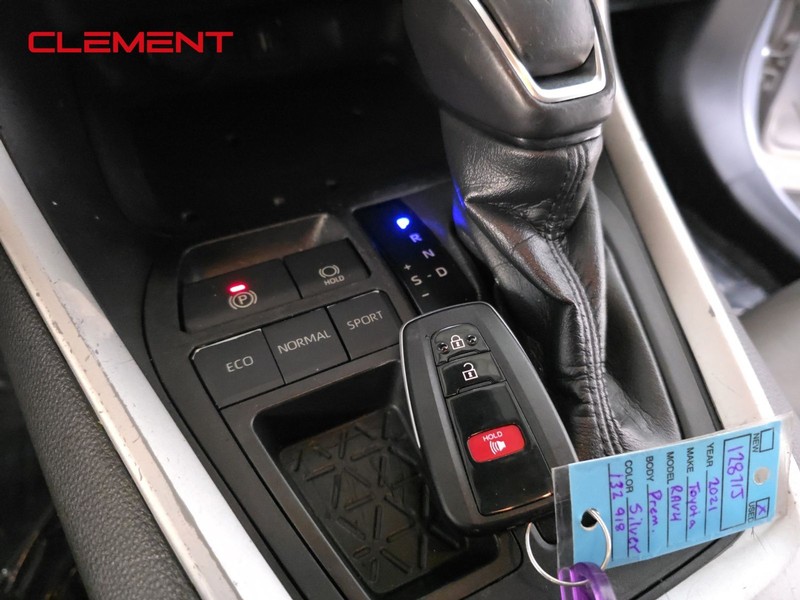 Toyota RAV4 Vehicle Image 21