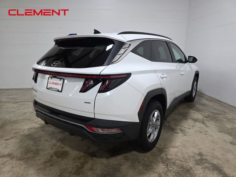 Hyundai Tucson Vehicle Image 06