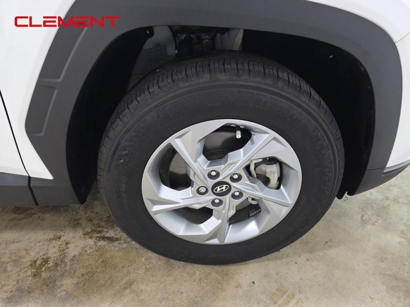 Hyundai Tucson Vehicle Image 31