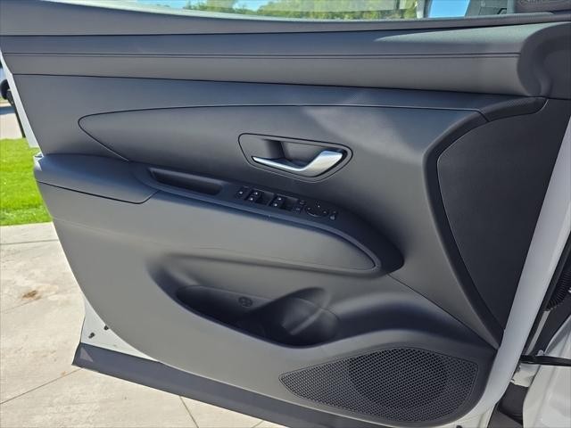 Hyundai Santa Cruz Vehicle Full-screen Gallery Image 24