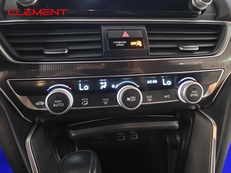 Honda Accord Sedan Vehicle Image 19