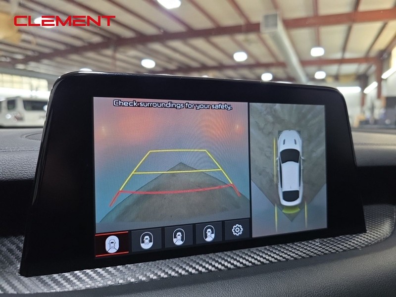 Kia Stinger Vehicle Image 20
