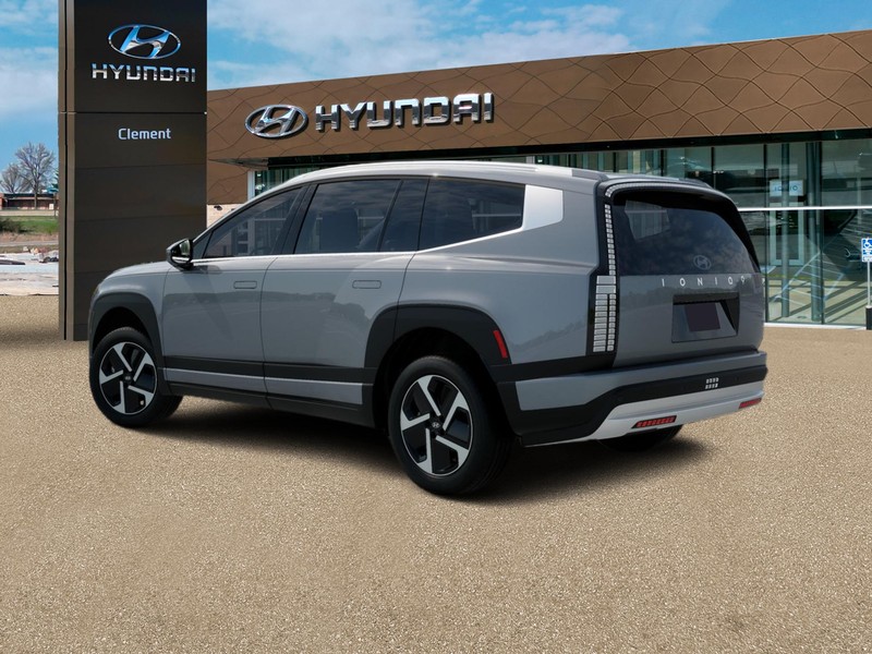 Hyundai IONIQ 9 Vehicle Full-screen Gallery Image 7