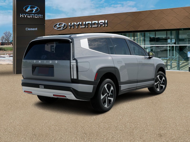 Hyundai IONIQ 9 Vehicle Full-screen Gallery Image 12