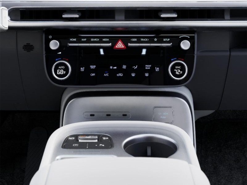 Hyundai IONIQ 9 Vehicle Full-screen Gallery Image 25
