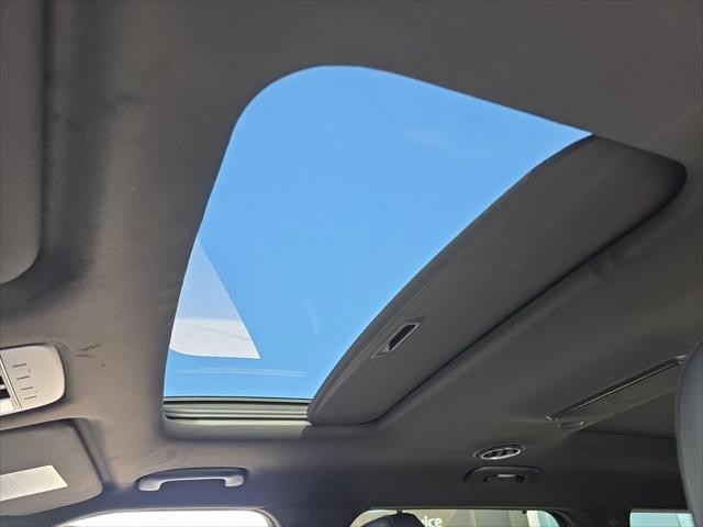 Hyundai Palisade Vehicle Full-screen Gallery Image 25