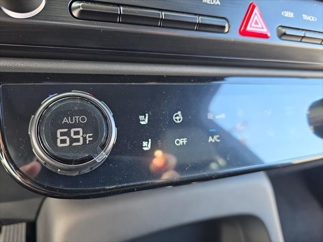 Hyundai Palisade Vehicle Full-screen Gallery Image 24