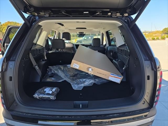 Hyundai Palisade Vehicle Full-screen Gallery Image 9