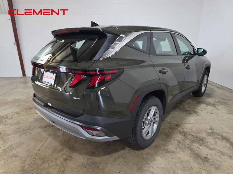 Hyundai Tucson Vehicle Full-screen Gallery Image 6