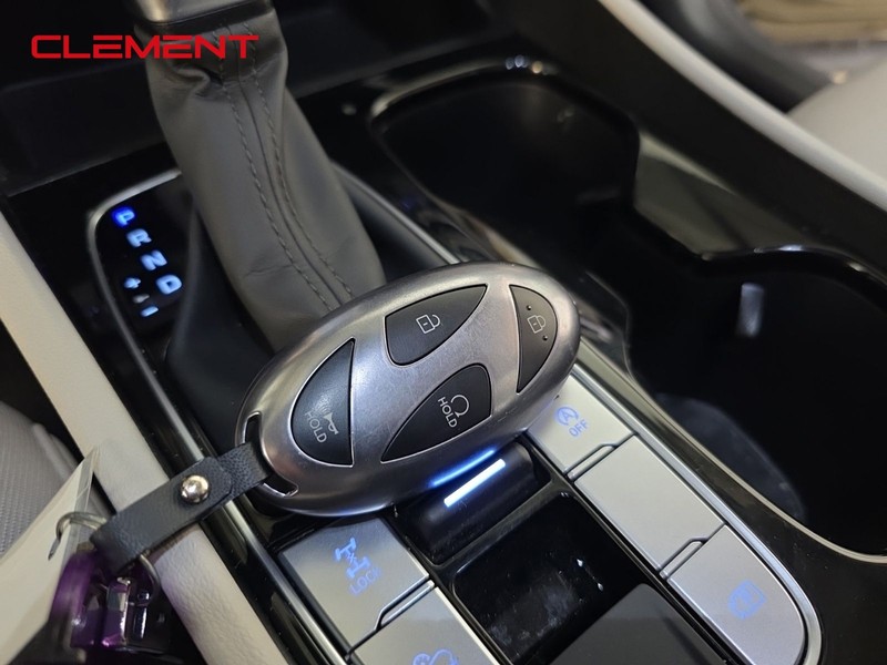 Hyundai Tucson Vehicle Full-screen Gallery Image 22