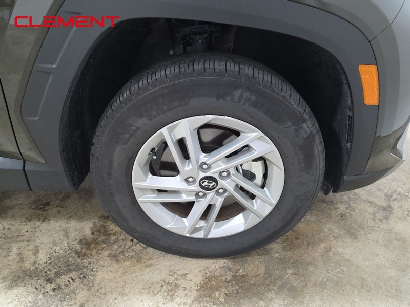 Hyundai Tucson Vehicle Full-screen Gallery Image 33