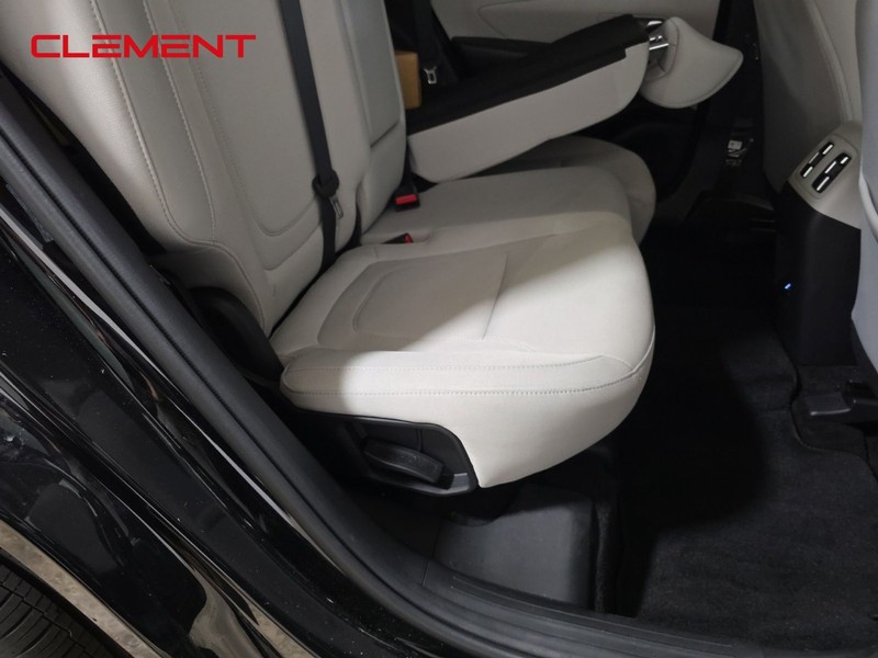 Hyundai Tucson Vehicle Full-screen Gallery Image 27