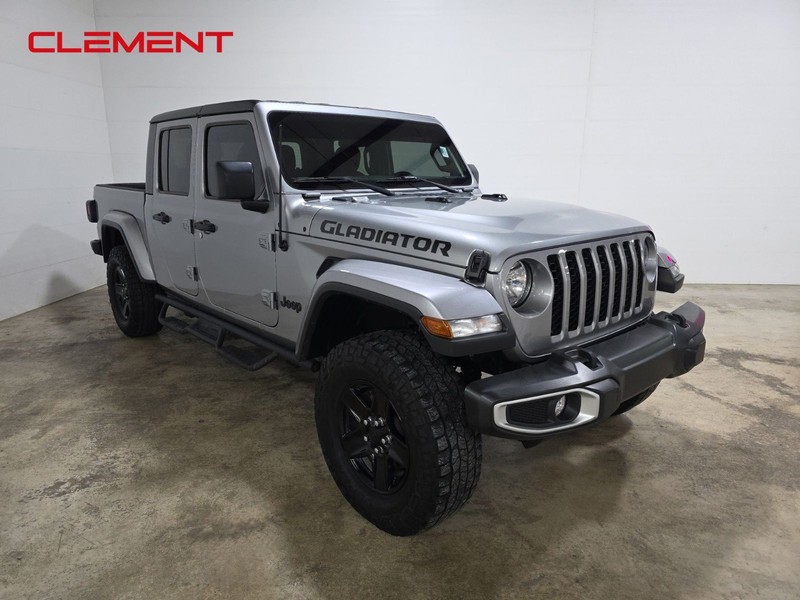 Jeep Gladiator Vehicle Full-screen Gallery Image 3