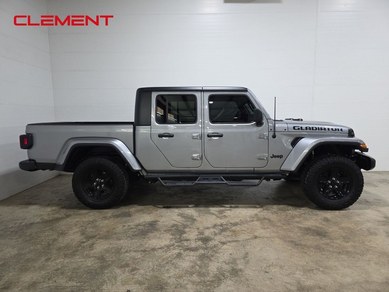 Jeep Gladiator Vehicle Full-screen Gallery Image 4