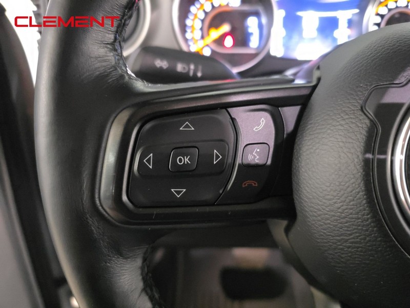 Jeep Gladiator Vehicle Full-screen Gallery Image 13