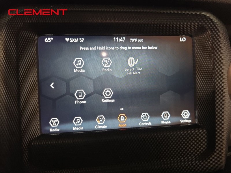 Jeep Gladiator Vehicle Full-screen Gallery Image 18