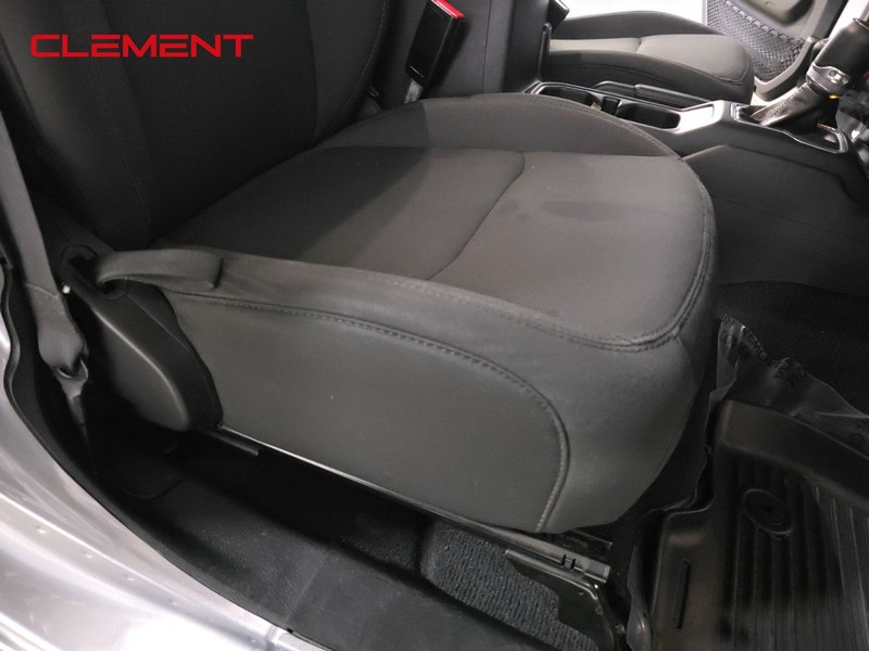 Jeep Gladiator Vehicle Full-screen Gallery Image 29