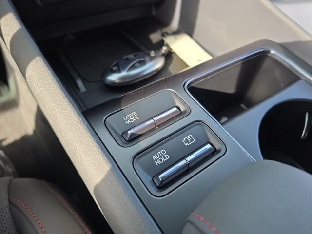 Hyundai Sonata Vehicle Full-screen Gallery Image 21