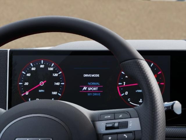 Hyundai Sonata Vehicle Full-screen Gallery Image 14