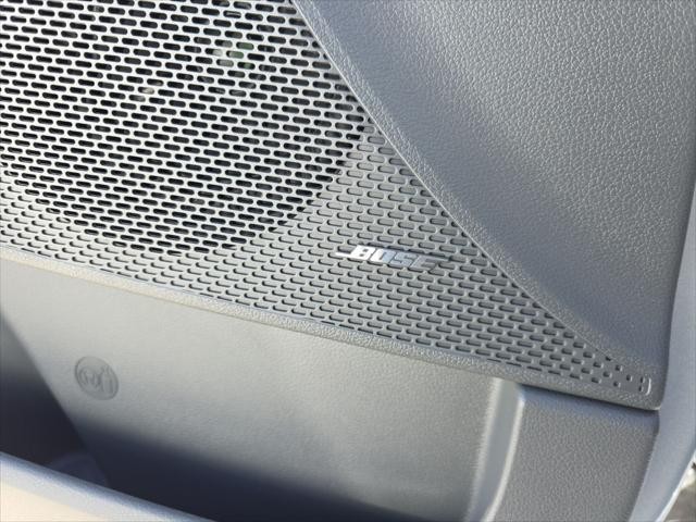 Hyundai Sonata Vehicle Full-screen Gallery Image 25