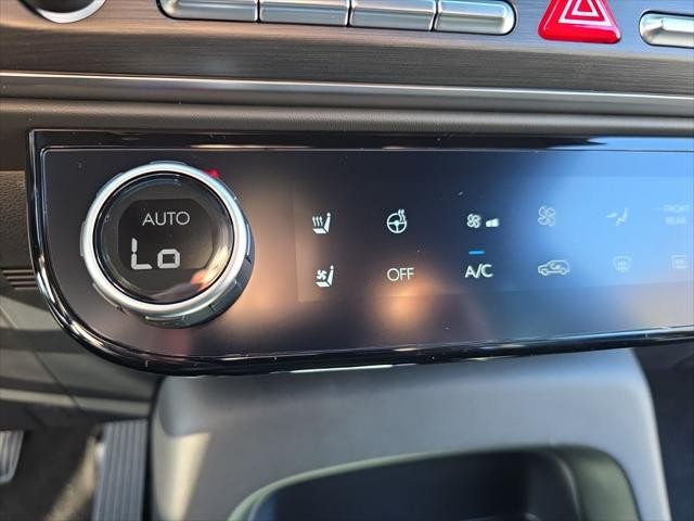 Hyundai Palisade Vehicle Full-screen Gallery Image 23