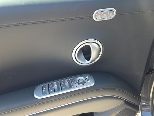 Hyundai Palisade Vehicle Full-screen Gallery Image 26