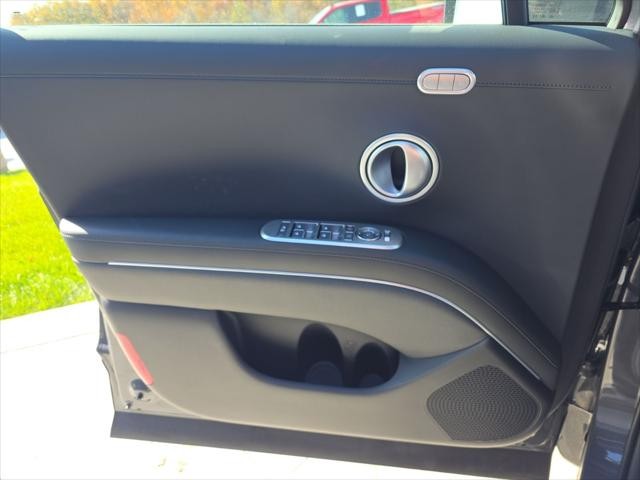 Hyundai Palisade Vehicle Full-screen Gallery Image 27