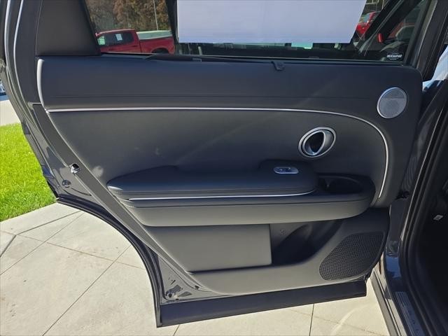 Hyundai Palisade Vehicle Full-screen Gallery Image 30