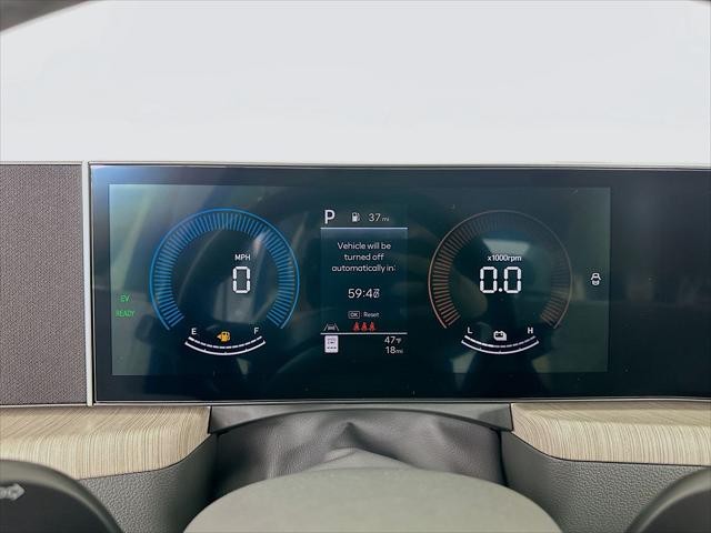 Hyundai Sonata Hybrid Vehicle Full-screen Gallery Image 16