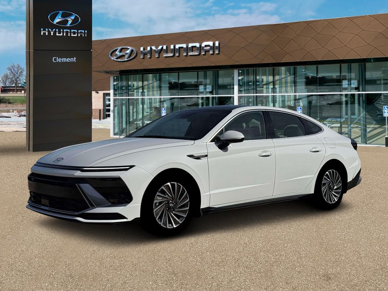 Hyundai Sonata Hybrid Vehicle Full-screen Gallery Image 2