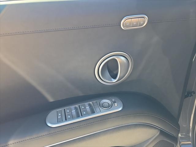 Hyundai Palisade Vehicle Full-screen Gallery Image 24