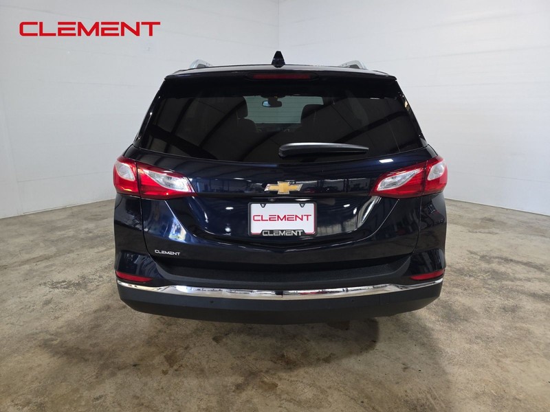 Chevrolet Equinox Vehicle Full-screen Gallery Image 7