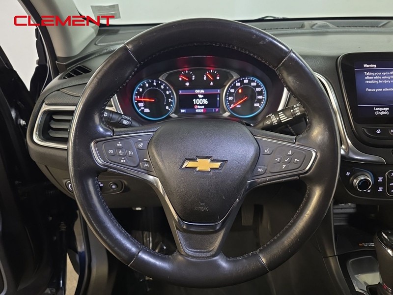 Chevrolet Equinox Vehicle Full-screen Gallery Image 12