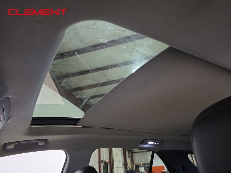 Chevrolet Equinox Vehicle Full-screen Gallery Image 21