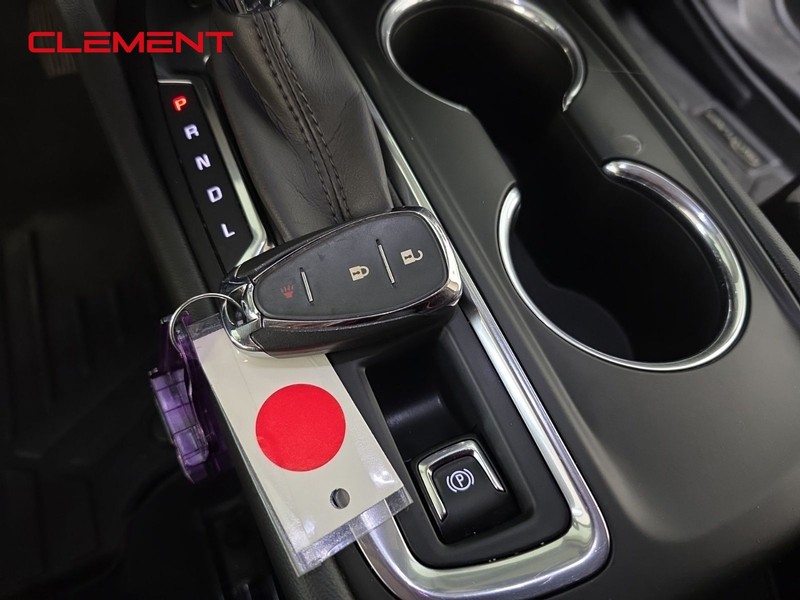 Chevrolet Equinox Vehicle Full-screen Gallery Image 20