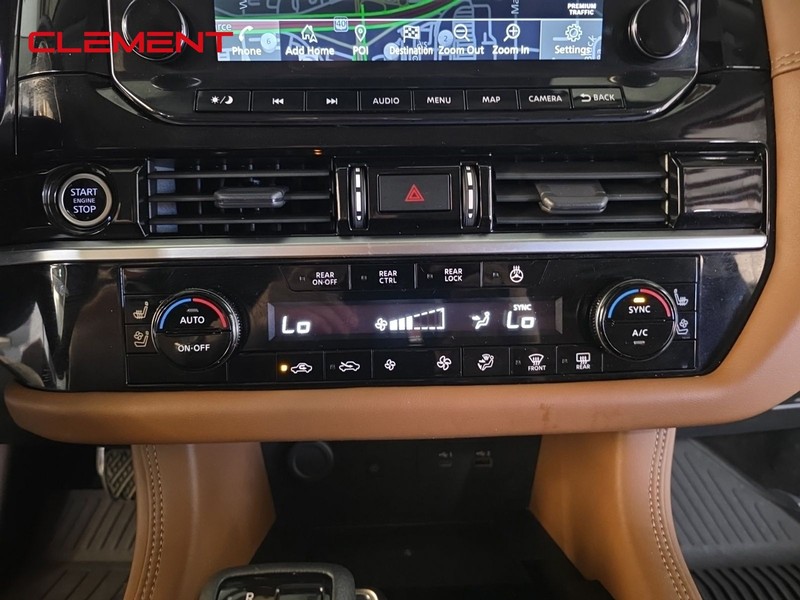 Nissan Pathfinder Vehicle Image 18