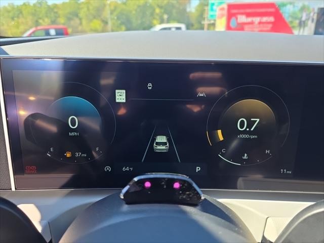 Hyundai Tucson Vehicle Full-screen Gallery Image 15