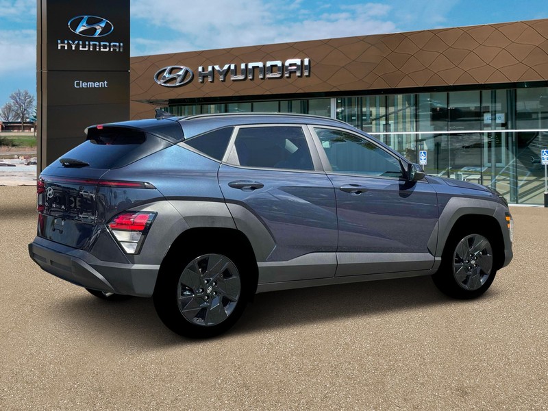 Hyundai Kona Vehicle Full-screen Gallery Image 8