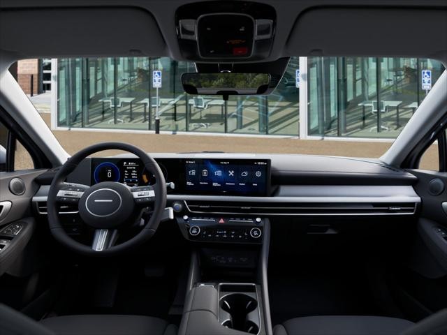 Hyundai Sonata Vehicle Full-screen Gallery Image 11