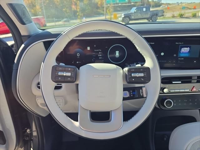 Hyundai Palisade Vehicle Full-screen Gallery Image 12