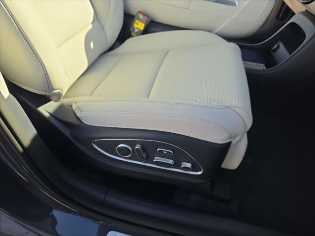 Hyundai Palisade Vehicle Full-screen Gallery Image 30