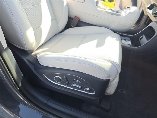 Hyundai Palisade Vehicle Full-screen Gallery Image 32