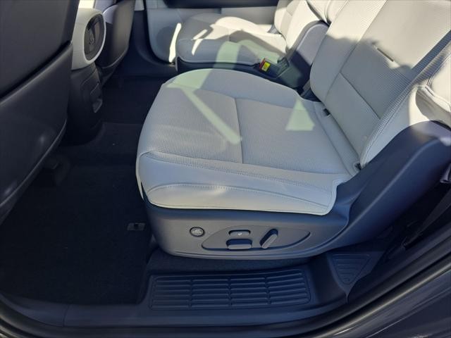 Hyundai Palisade Vehicle Full-screen Gallery Image 30