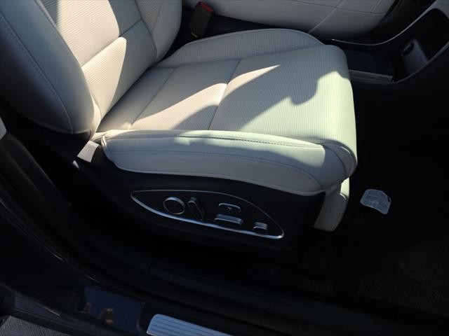 Hyundai Palisade Vehicle Full-screen Gallery Image 32