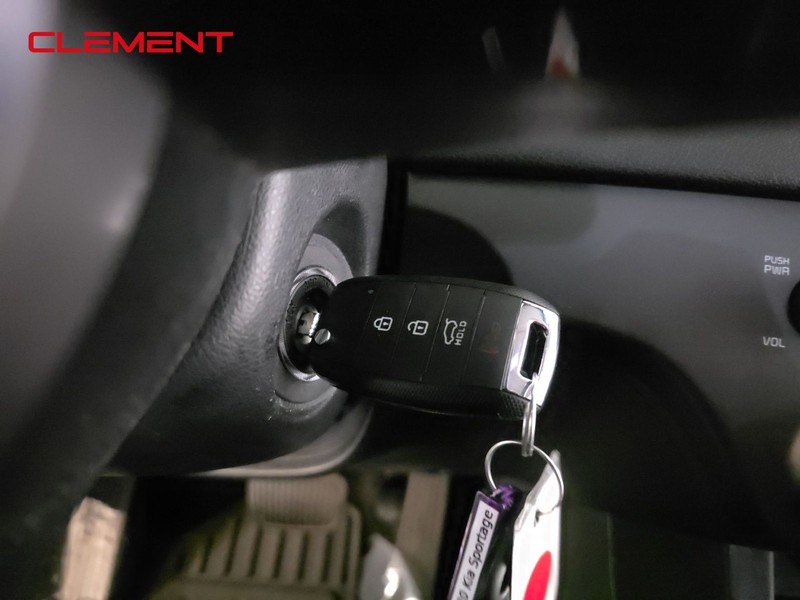 Kia Sportage Vehicle Image 20