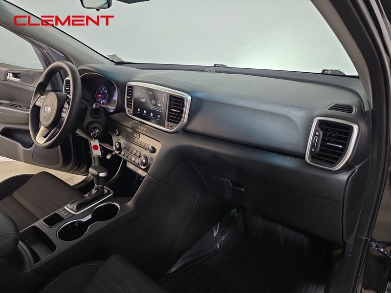 Kia Sportage Vehicle Image 30