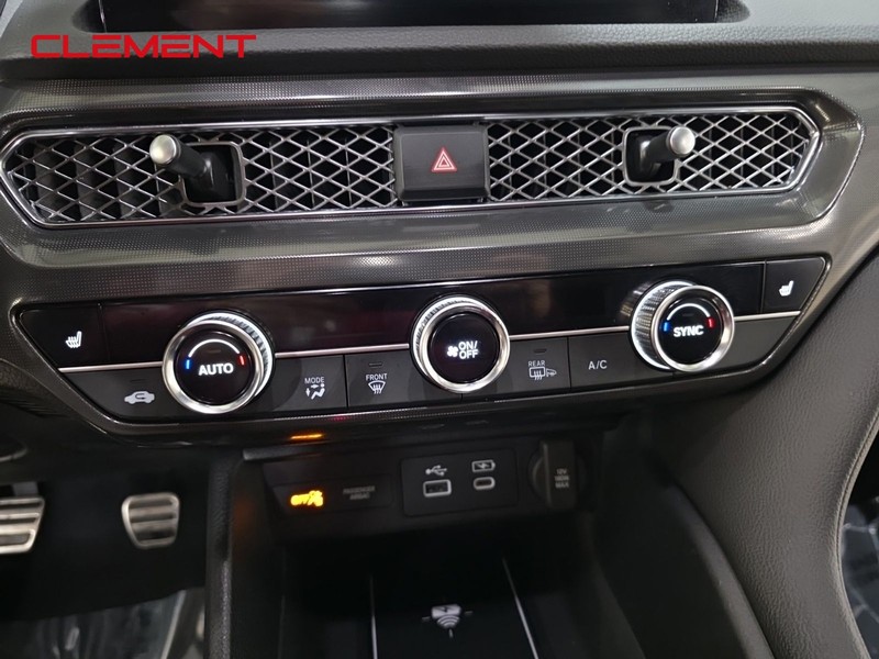 Acura Integra Vehicle Image 19