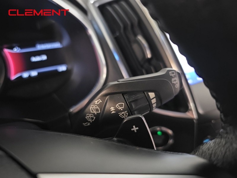 Ford Edge Vehicle Image 16